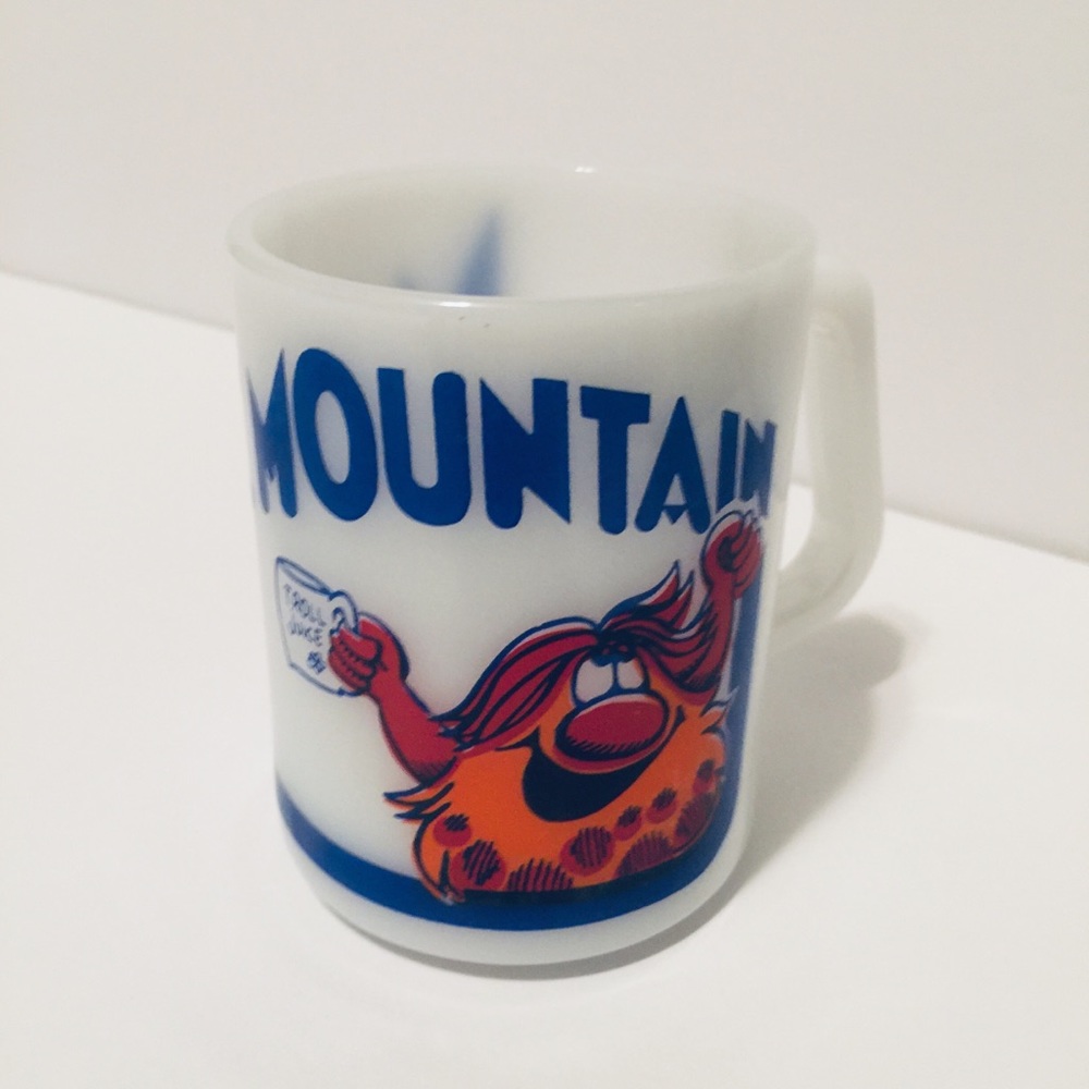 Magic Mountain Milk Glass Federal Mug